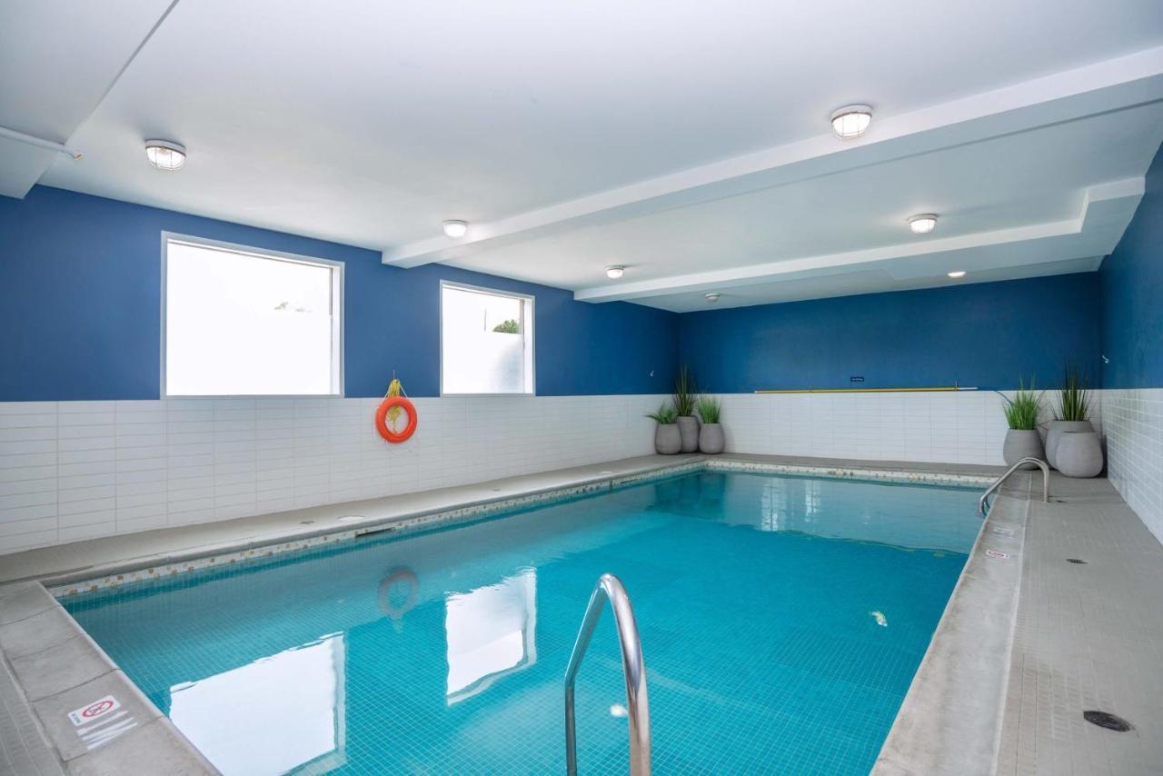 Sandman Hotel Βερνόν Εξωτερικό φωτογραφία