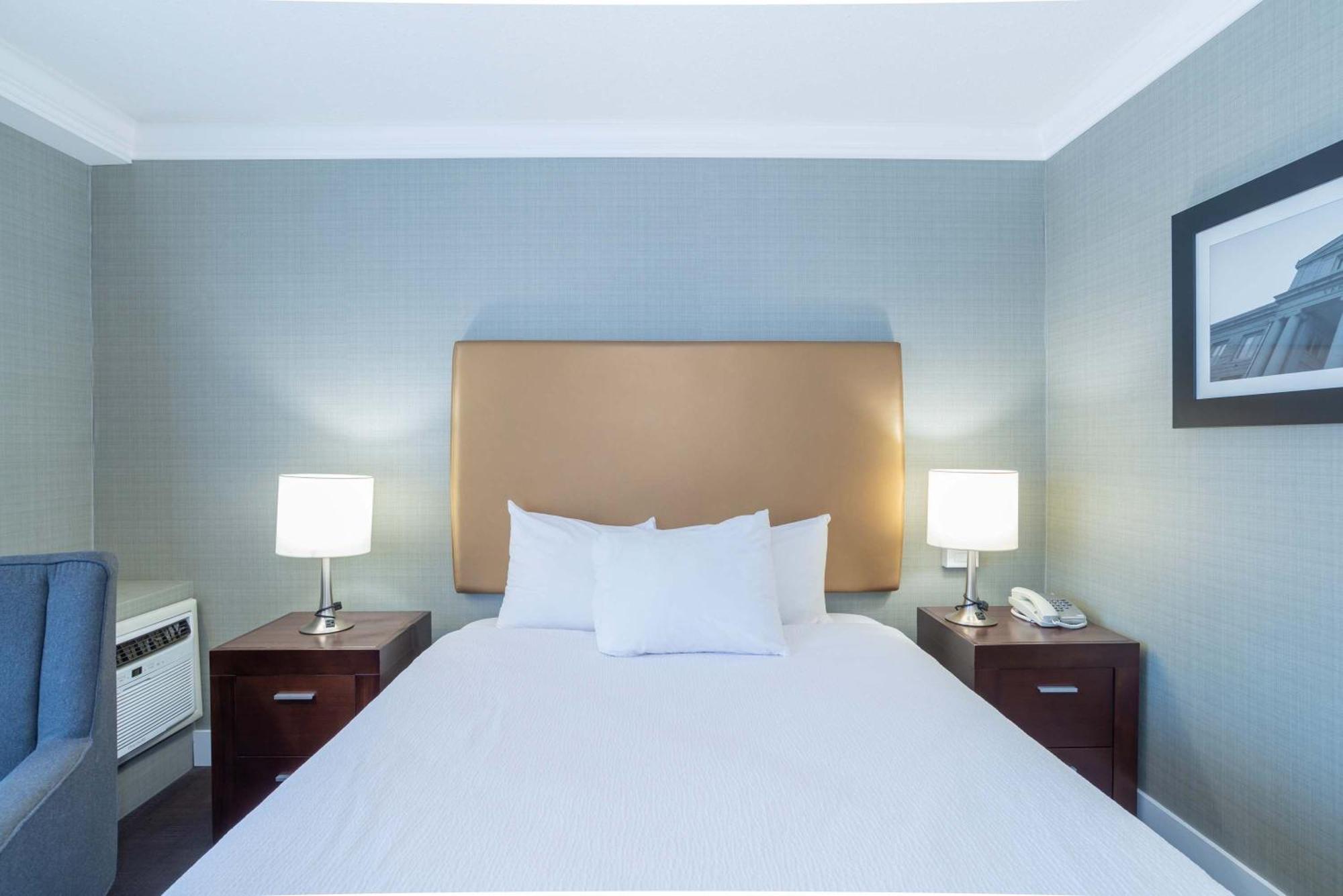 Sandman Hotel Βερνόν Εξωτερικό φωτογραφία