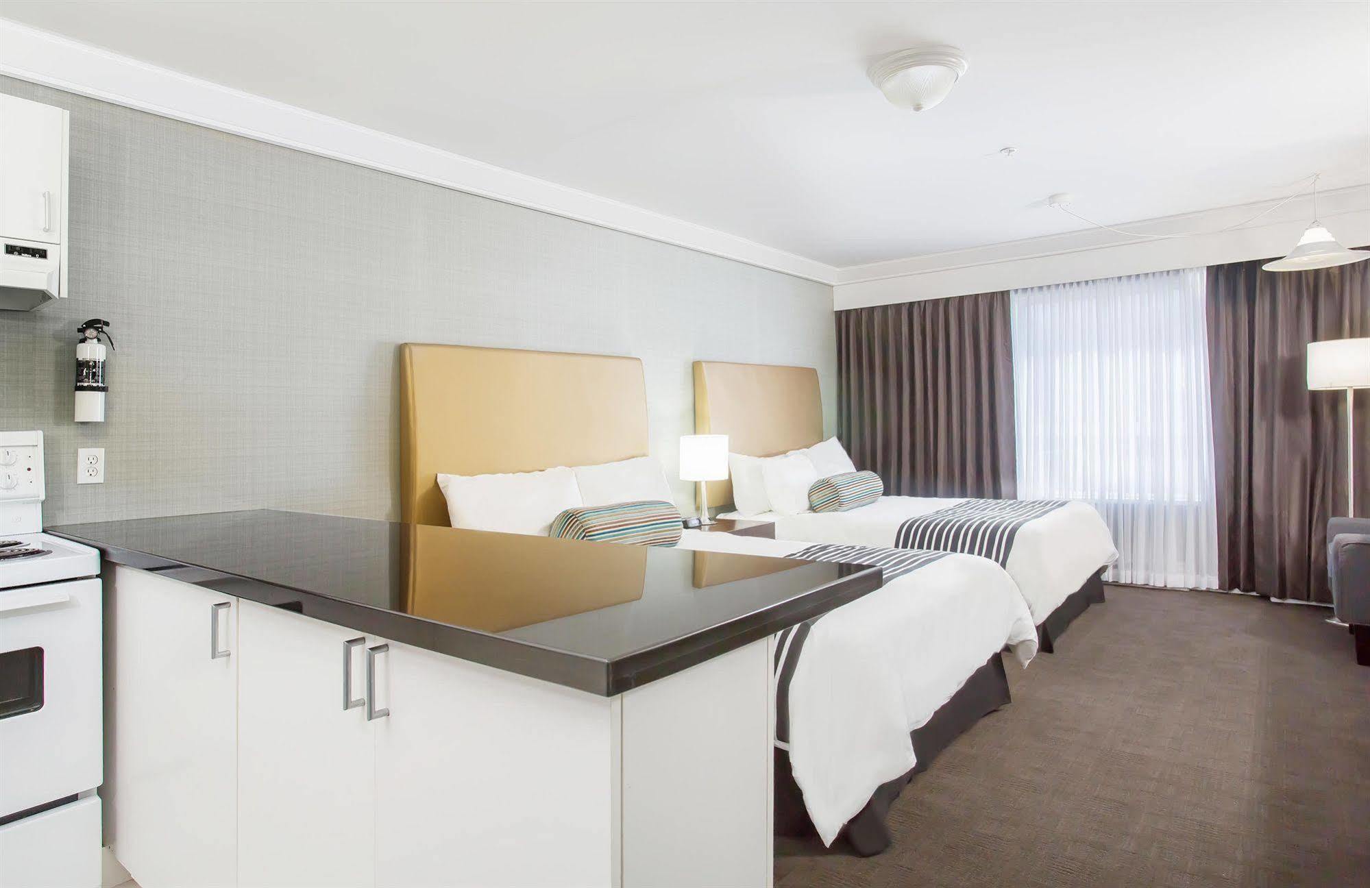 Sandman Hotel Βερνόν Εξωτερικό φωτογραφία